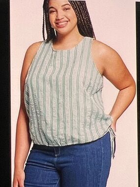 Universal Thread Gauzy Seersucker Top
